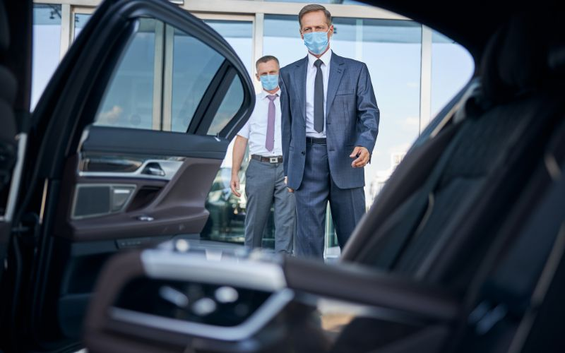 Best Luxury Cars for Airport Transfers